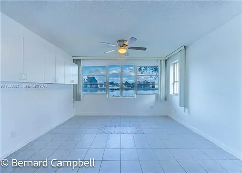 7264 S Devon Drive Tamarac FL 33321