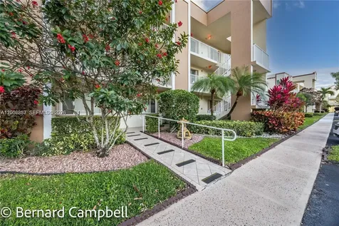 7264 S Devon Drive Tamarac FL 33321