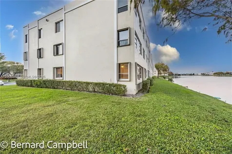 7264 S Devon Drive Tamarac FL 33321