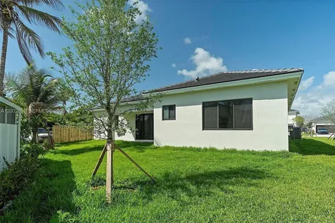 20943 SW 96th Court Cutler Bay FL 33189