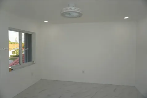 15614 SW 110th Terrace Miami FL 33196