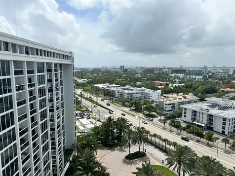 10275 Collins Avenue Bal Harbour FL 33154