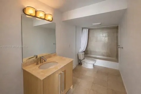 10275 Collins Avenue Bal Harbour FL 33154