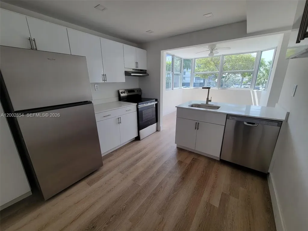 16546 NE 26th Avenue North Miami Beach FL 33160