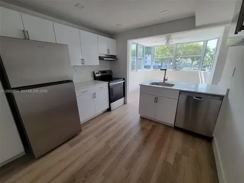16546 NE 26th Avenue North Miami Beach FL 33160