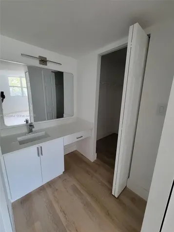16546 NE 26th Avenue North Miami Beach FL 33160