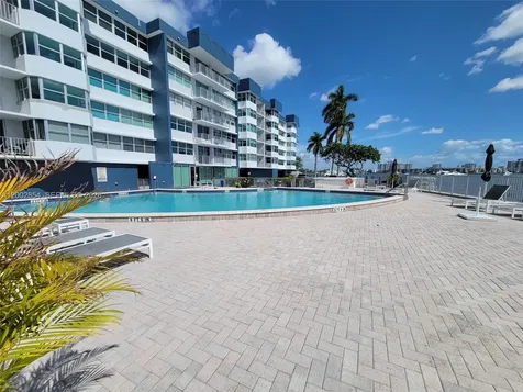 16546 NE 26th Avenue North Miami Beach FL 33160
