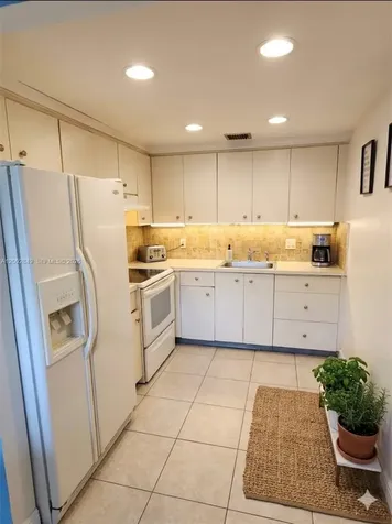 1401 SW 134th Way Pembroke Pines FL 33027