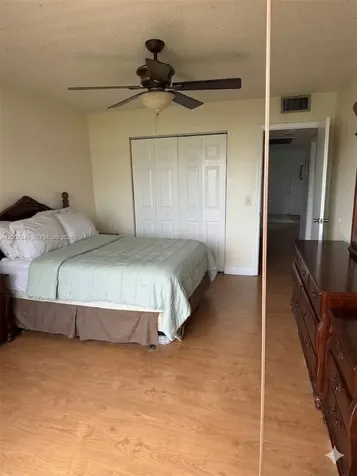 1401 SW 134th Way Pembroke Pines FL 33027