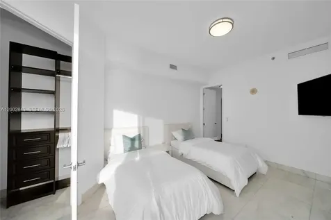 16001 E Collins Avenue Sunny Isles Beach FL 33160