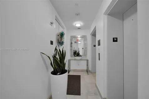 16001 E Collins Avenue Sunny Isles Beach FL 33160