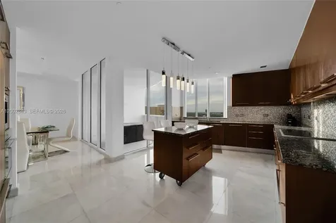 16001 E Collins Avenue Sunny Isles Beach FL 33160