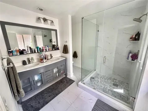 5952 NW 47th Terrace Coconut Creek FL 33073
