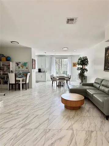 5952 NW 47th Terrace Coconut Creek FL 33073