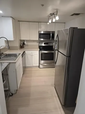 520 SE 5th Avenue Fort Lauderdale FL 33301