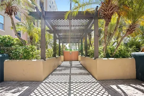 520 SE 5th Avenue Fort Lauderdale FL 33301