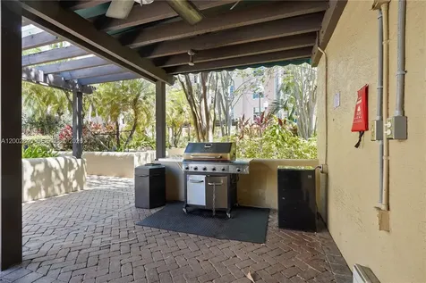 520 SE 5th Avenue Fort Lauderdale FL 33301