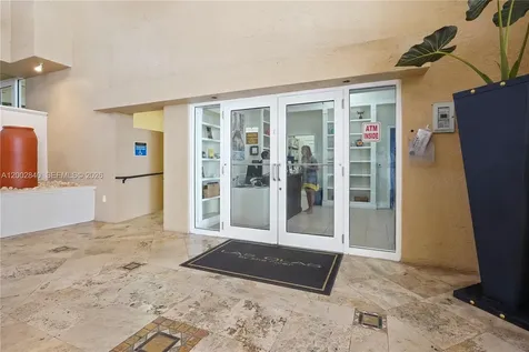 520 SE 5th Avenue Fort Lauderdale FL 33301