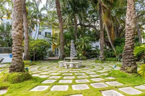 2421 Lake Pancoast Drive Miami Beach FL 33140