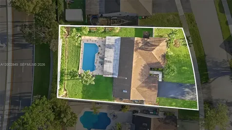 921 Monticello Avenue Davie FL 33325