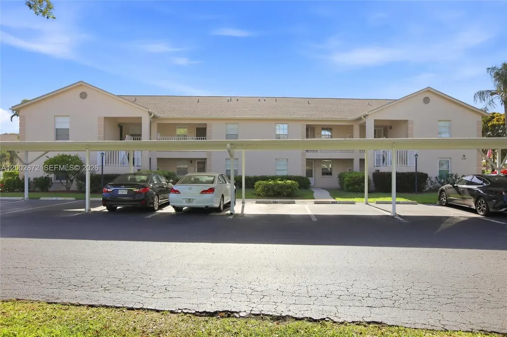 338 Bradstrom Circle Naples FL 34113