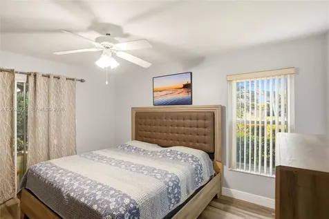 338 Bradstrom Circle Naples FL 34113