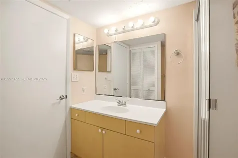 338 Bradstrom Circle Naples FL 34113