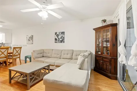 338 Bradstrom Circle Naples FL 34113