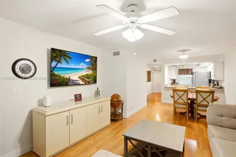 338 Bradstrom Circle Naples FL 34113