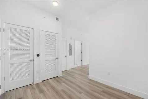 101 Diplomat Parkway Hallandale Beach FL 33009