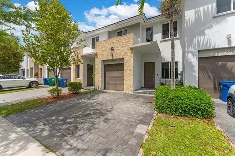 17624 SW 149th Place Miami FL 33187