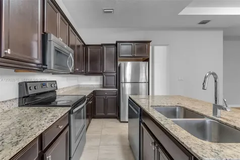 17624 SW 149th Place Miami FL 33187