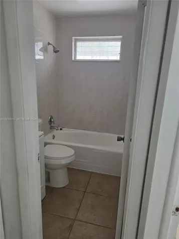 412 SW 10th Street Hallandale Beach FL 33009