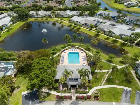 504 Timberlane Circle Green Acres FL 33463