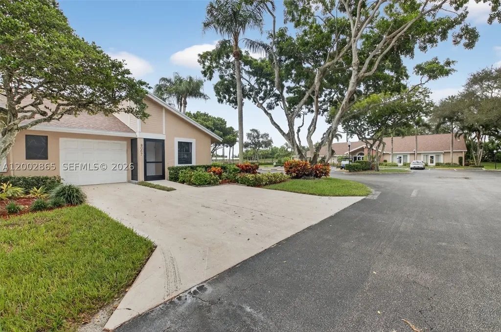 8067 Summerbreeze Lane Boca Raton FL 33496