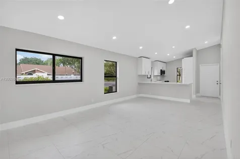8067 Summerbreeze Lane Boca Raton FL 33496