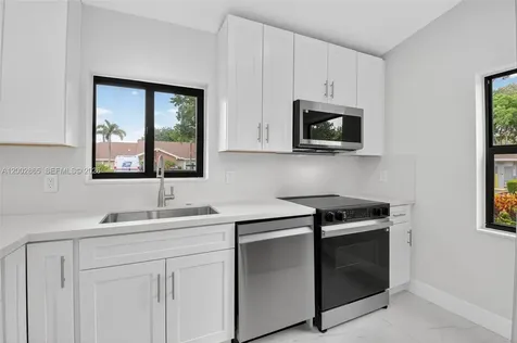 8067 Summerbreeze Lane Boca Raton FL 33496