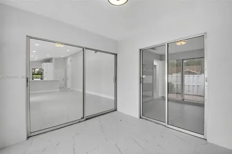 8067 Summerbreeze Lane Boca Raton FL 33496