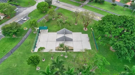 8067 Summerbreeze Lane Boca Raton FL 33496