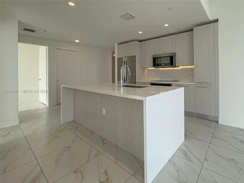 2000 Metropica Way Sunrise FL 33323