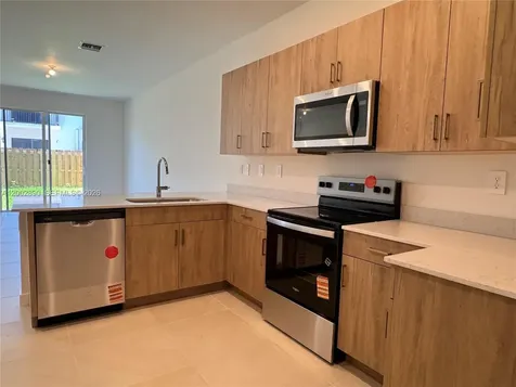 178 NE 14th Avenue Homestead FL 33033