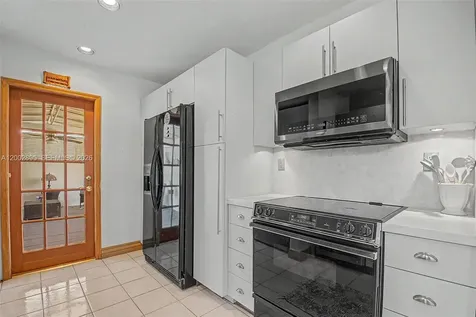 10841 SW 68th Drive Miami FL 33173