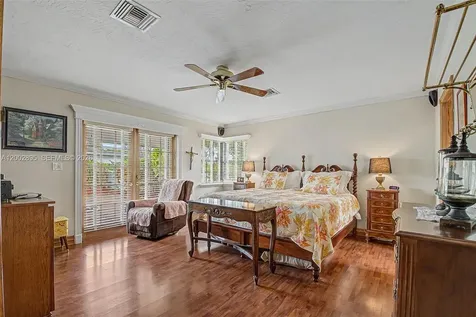 10841 SW 68th Drive Miami FL 33173