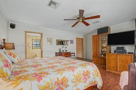 10841 SW 68th Drive Miami FL 33173