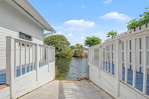 10841 SW 68th Drive Miami FL 33173