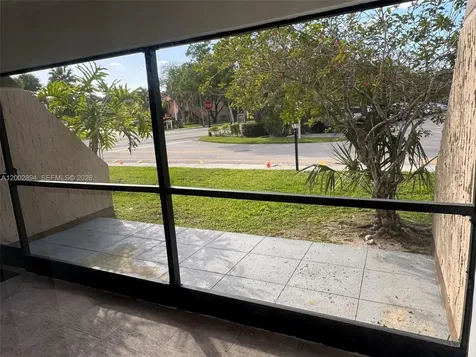 240 Lakeview Drive Weston FL 33326