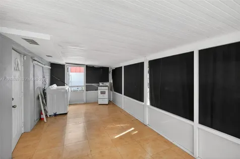 1130-1132 NW 34th Avenue Miami FL 33125