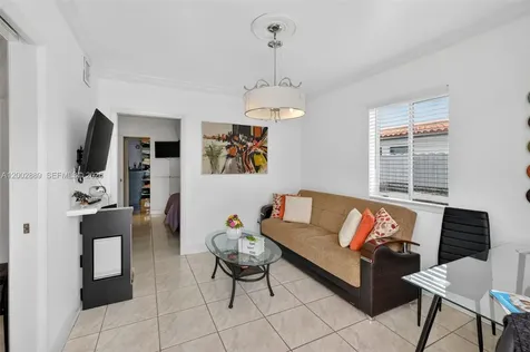 1130-1132 NW 34th Avenue Miami FL 33125