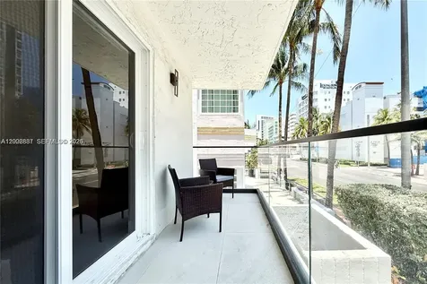 4122 Collins Avenue Miami Beach FL 33140