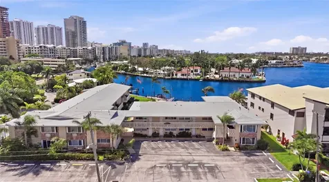 3216 SE 12th Street Pompano Beach FL 33062